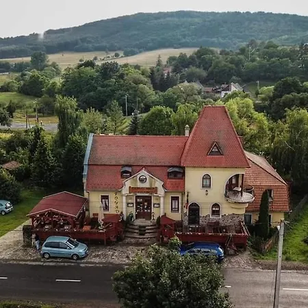Cserhátvölgy Panzió * Alsotold