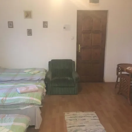 Cserhatvoelgy Panzio Guest house *