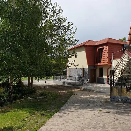 Cserhatvoelgy Panzio 3* Alsotold