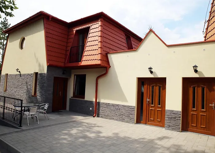 Cserhatvoelgy Panzio بيت ضيافة